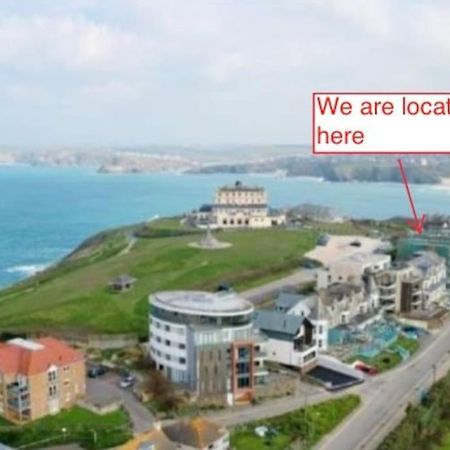 Modern Apartment, Fistral Beach Ньюки Экстерьер фото