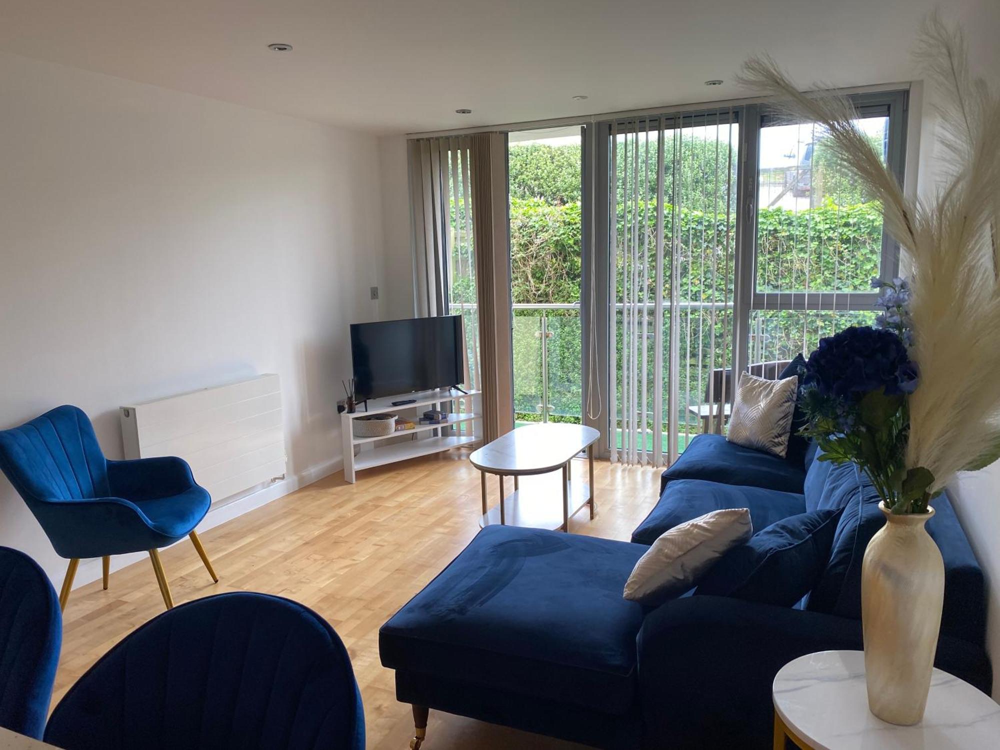 Modern Apartment, Fistral Beach Ньюки Экстерьер фото